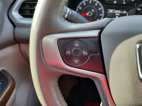 Used 2017 GMC Acadia SLE w/ Driver Alert Package I FWD image 23