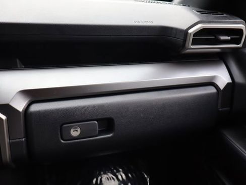 Used 2025 Toyota 4Runner TRD Off-Road image 28