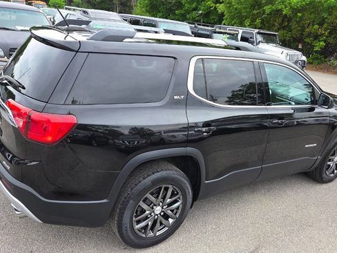 Used 2017 GMC Acadia SLT w/ LPO, Floor Liner Package AWD/4WD image 14
