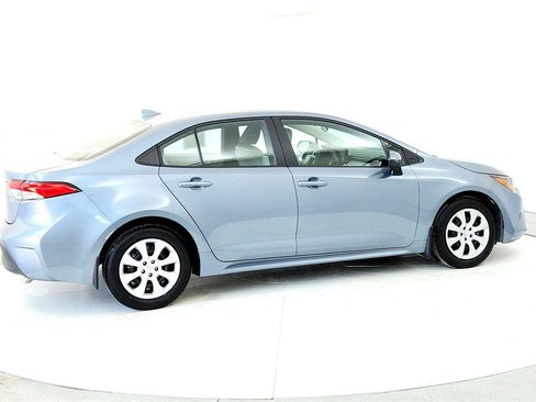 Used 2023 Toyota Corolla LE w/ Carpet Mat Package (TMS) image 6