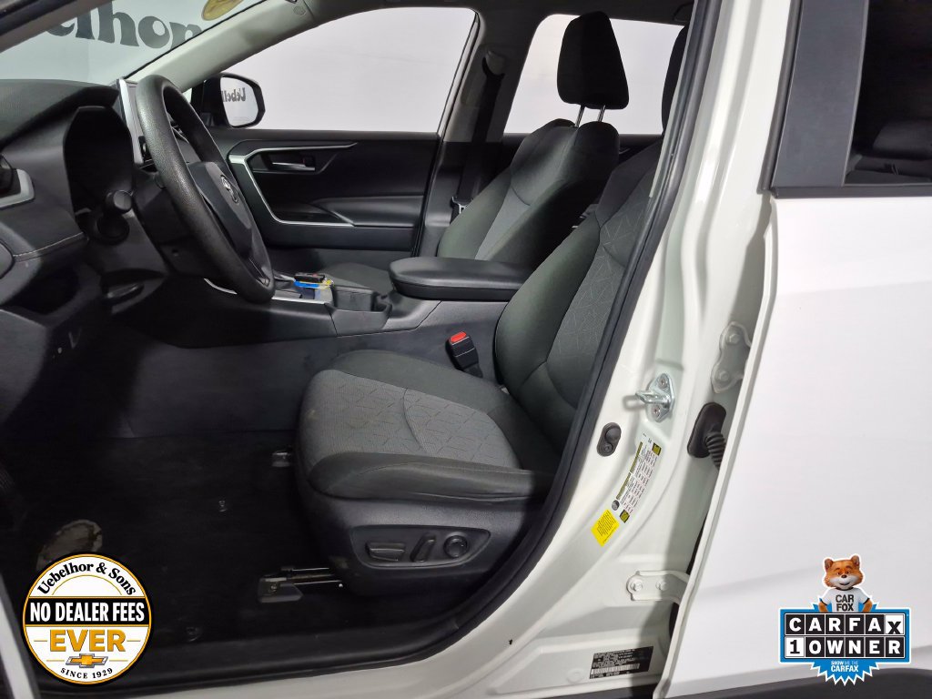 Used 2024 Toyota RAV4 XLE FWD image 9