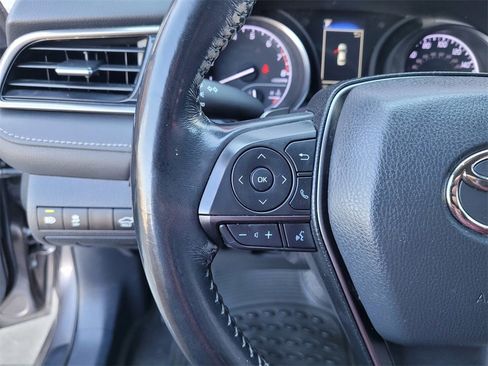 Used 2022 Toyota Camry SE image 22
