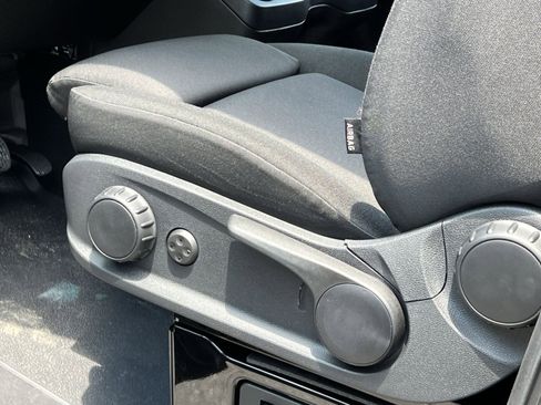 New 2025 Mercedes-Benz Sprinter 2500 image 12