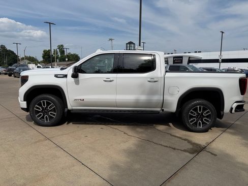 New 2026 GMC Sierra 1500 AT4 w/ AT4 Premium Package AWD/4WD image 8