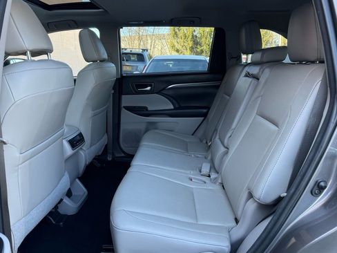 Used 2018 Toyota Highlander Limited w/ Protection Package #3 image 14