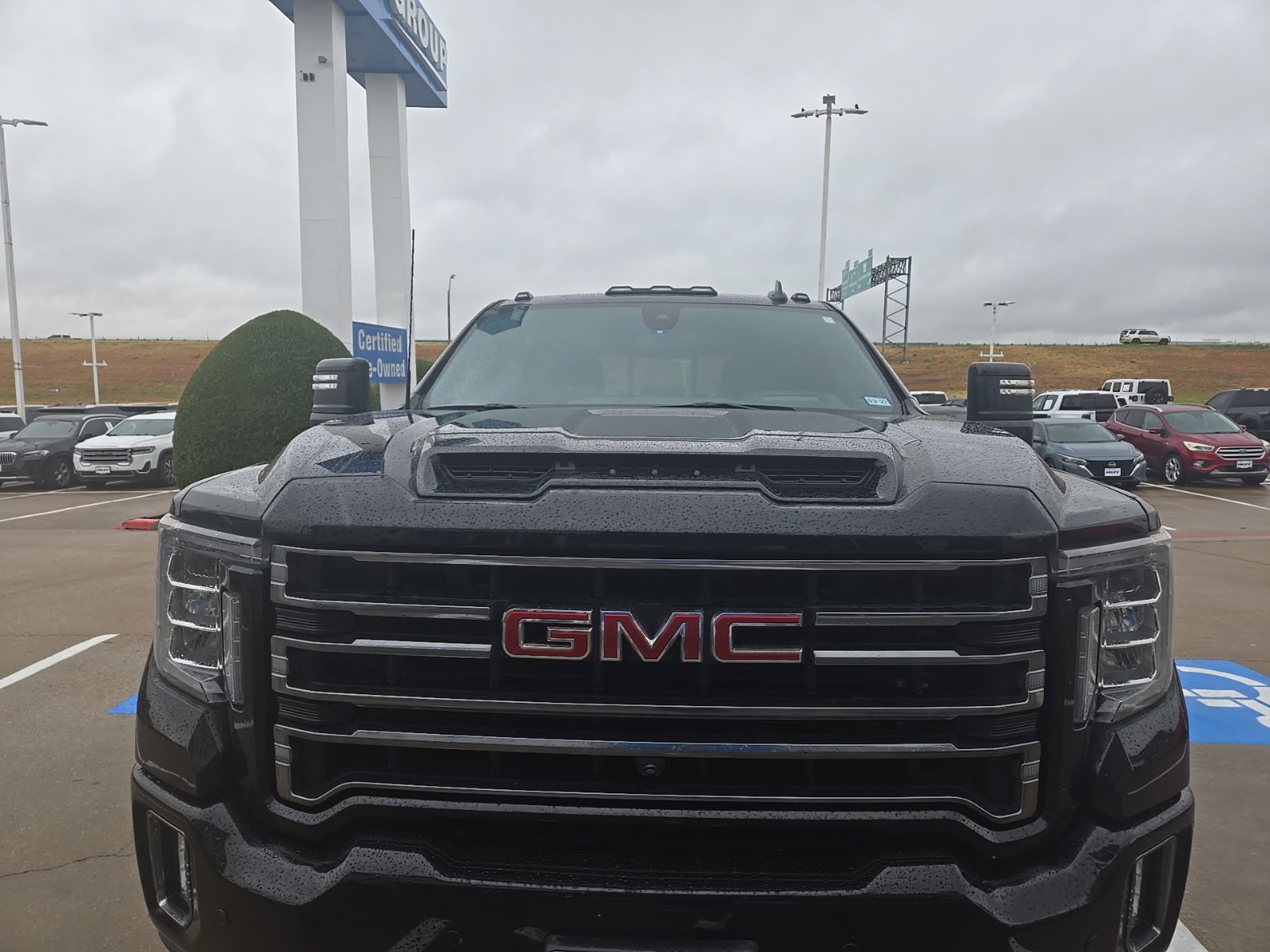 Used 2023 GMC Sierra 2500 AT4 w/ AT4 Premium Plus Package AWD/4WD image 13