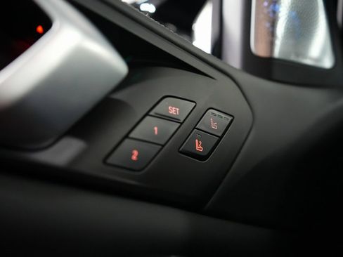 Used 2021 BMW X5 M w/ Executive Package image 31