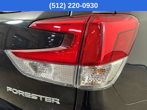 Used 2024 Subaru Forester Premium AWD/4WD image 35