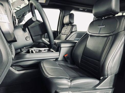 Used 2025 Ford F350 Platinum w/ Tremor Off-Road Package image 9