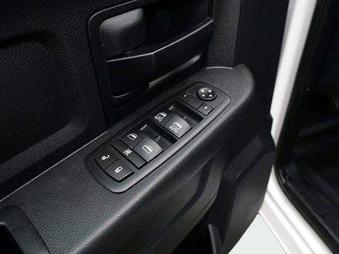 Used 2016 RAM 1500 Tradesman AWD/4WD image 15