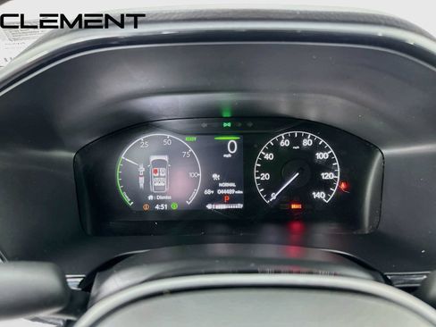 Used 2024 Honda CR-V Touring image 18