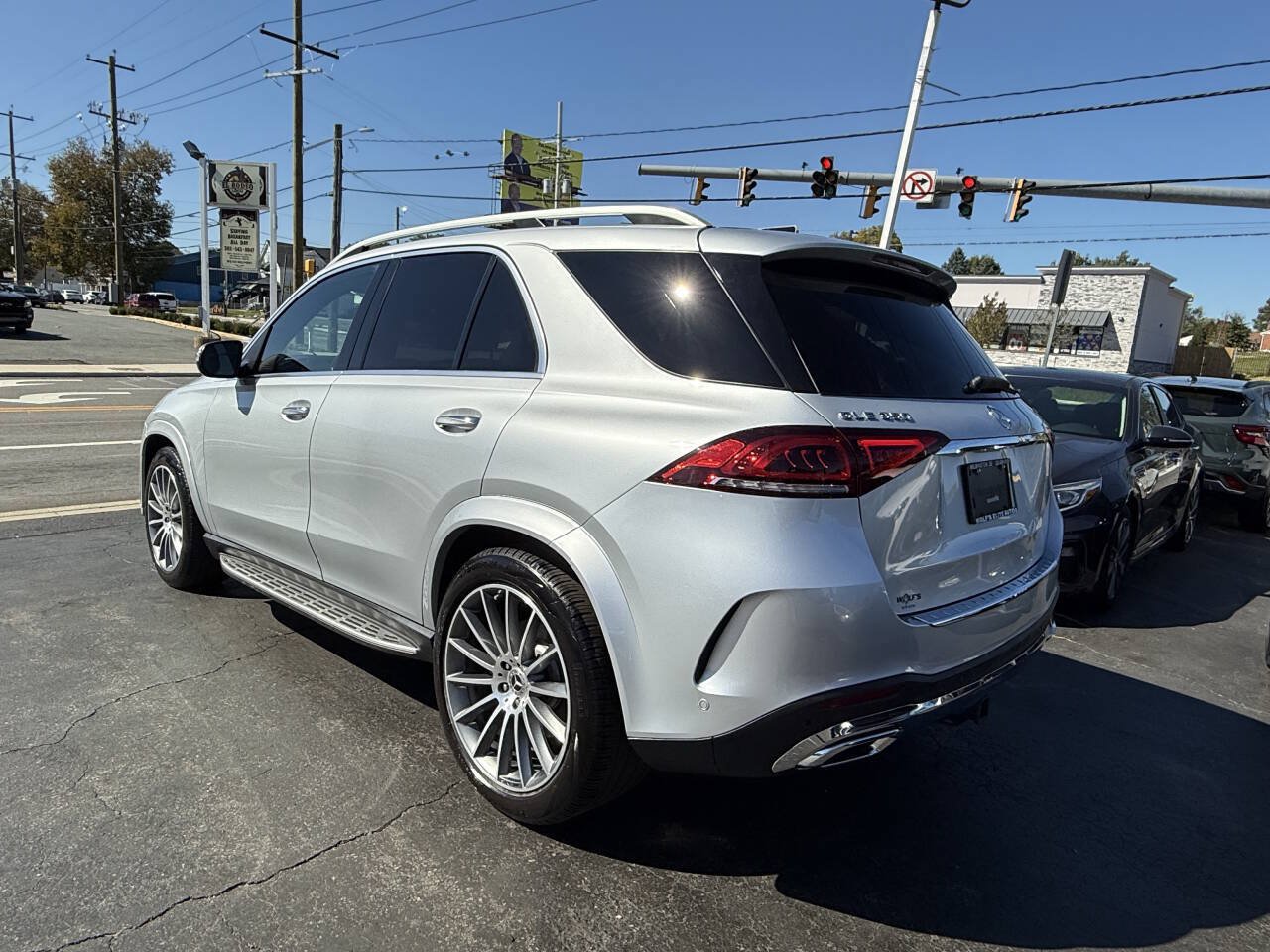 Used 2020 Mercedes-Benz GLE 350 4MATIC image 6