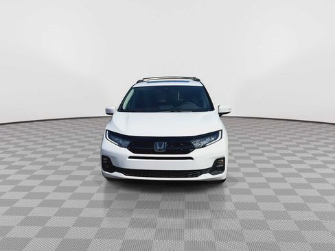New 2026 Honda Odyssey Touring image 3