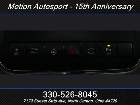 Used 2012 Jeep Grand Cherokee Overland AWD/4WD image 22