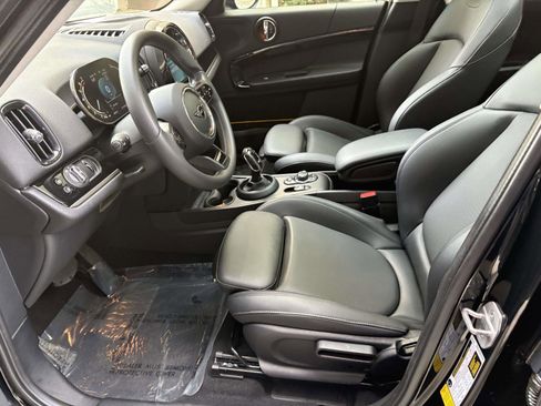 Used 2023 BMW X5 M w/ Executive Package image 31