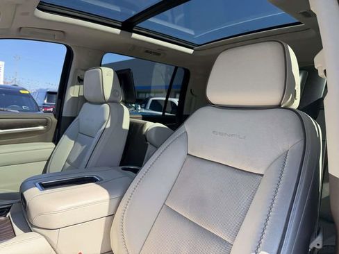 Certified 2021 GMC Yukon XL Denali w/ Denali Premium Package image 13