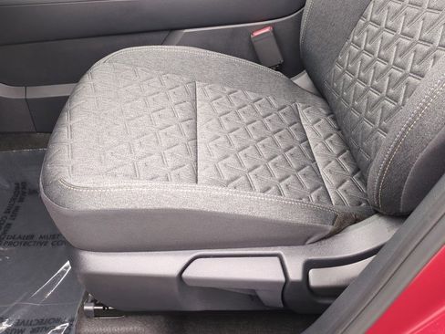 New 2026 Nissan Kicks SV w/ SV Premium Package FWD image 16