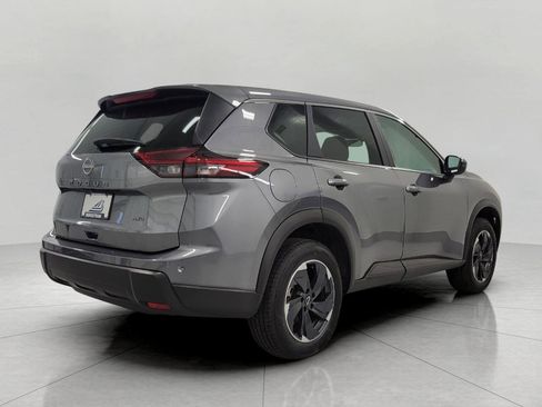 Used 2025 Nissan Rogue SV image 19