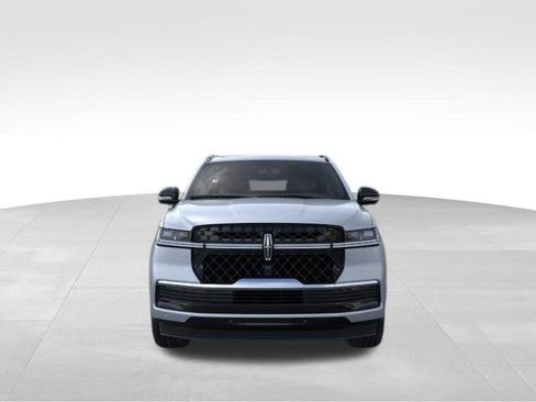 New 2025 Lincoln Navigator L Reserve w/ Jet Appearance Package image 7