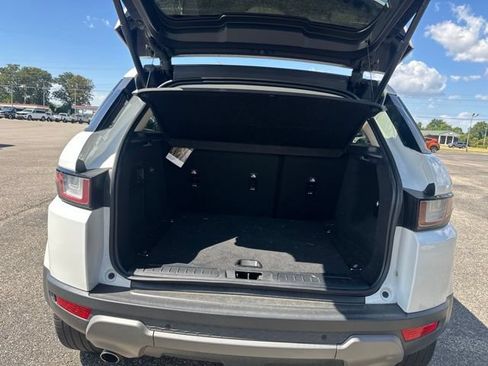 Used 2018 Land Rover Range Rover Evoque SE Premium AWD/4WD image 21