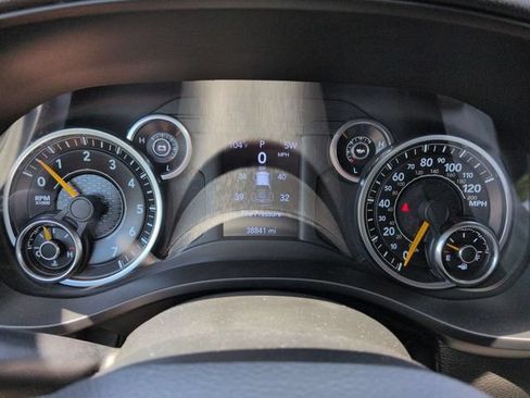 Used 2022 RAM 1500 Big Horn AWD/4WD image 34