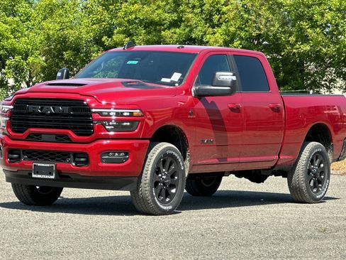 New 2026 RAM 2500 Laramie AWD/4WD image 7