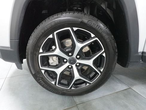 Used 2025 Jeep Compass Limited AWD/4WD image 31