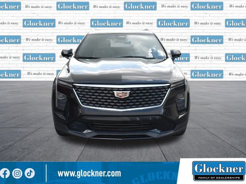 Used 2025 Cadillac XT4 Premium Luxury FWD image 12