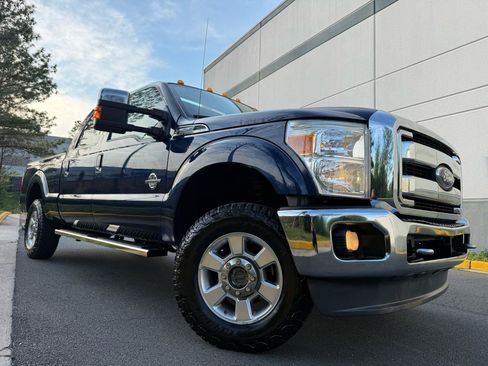 Used 2011 Ford F250 Lariat w/ Lariat Ultimate Pkg AWD/4WD image 5