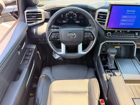 Used 2024 Toyota Tundra Platinum AWD/4WD image 18