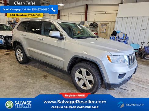 Used 2011 Jeep Grand Cherokee Laredo AWD/4WD image 5