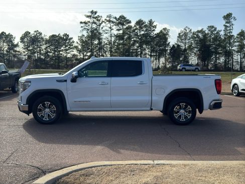 Used 2025 GMC Sierra 1500 SLT image 36