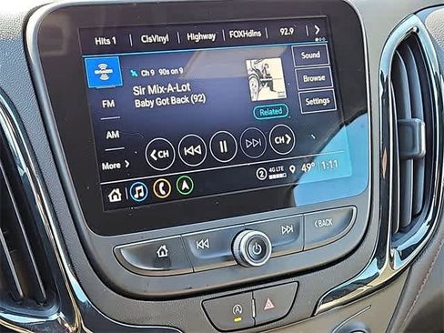 Used 2022 Chevrolet Equinox RS w/ RS Leather Package image 19