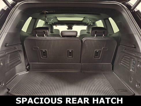 Used 2024 GMC Acadia Denali w/ Super Cruise Package image 31