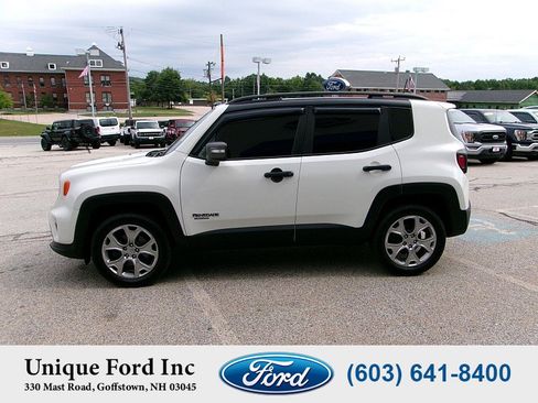 Used 2020 Jeep Renegade Limited w/ Safety and Security Group AWD/4WD image 5