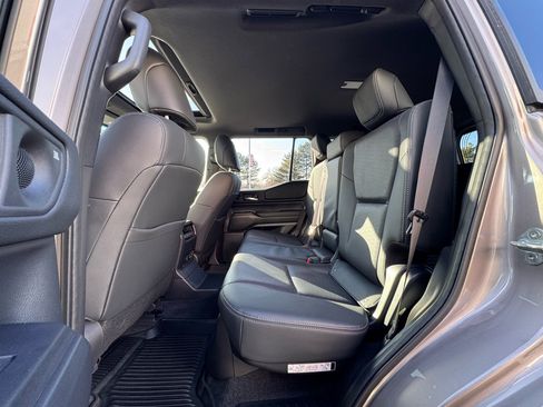 Used 2025 Toyota Land Cruiser Hybrid 5D Wagon 4WD PREMIUM w/ Premium Package image 5