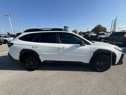 Used 2024 Subaru Outback Onyx Edition image 6