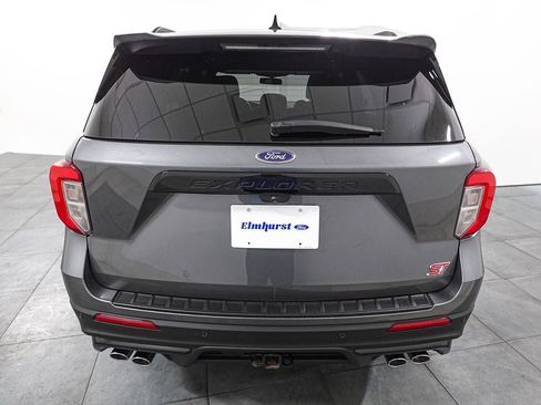 Used 2024 Ford Explorer ST w/ Technology Package image 5