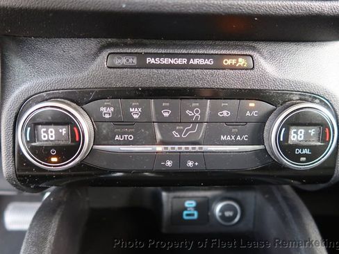 Used 2021 Ford Escape SE image 31