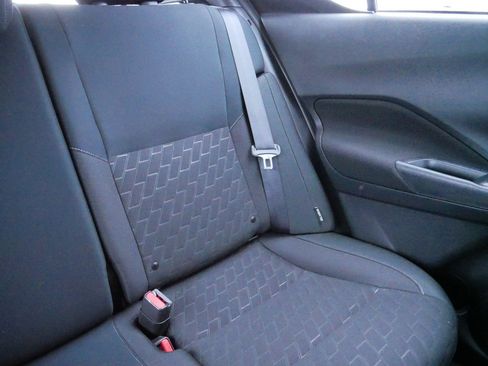 Certified 2024 Nissan Kicks SV image 14