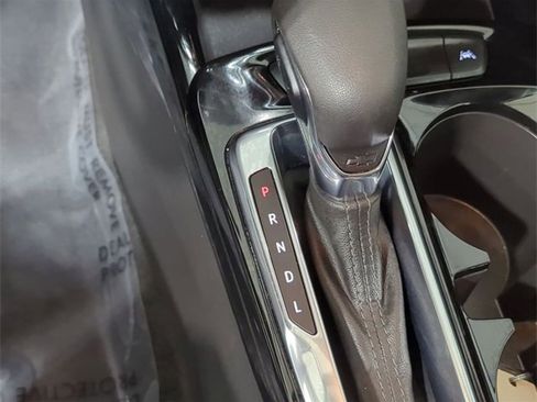 Certified 2025 Chevrolet Trax LT image 15