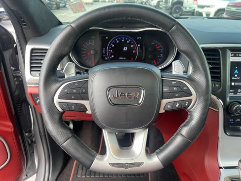 Used 2018 Jeep Grand Cherokee Trackhawk AWD/4WD image 27