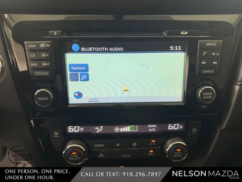 Used 2017 Nissan Rogue SV w/ Sun & Sound Touring Package image 29