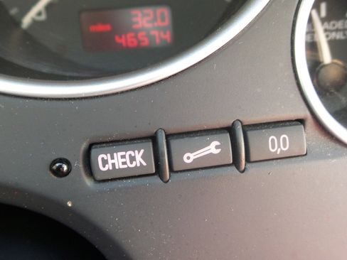 Used 2005 Audi S4 Cabriolet image 51