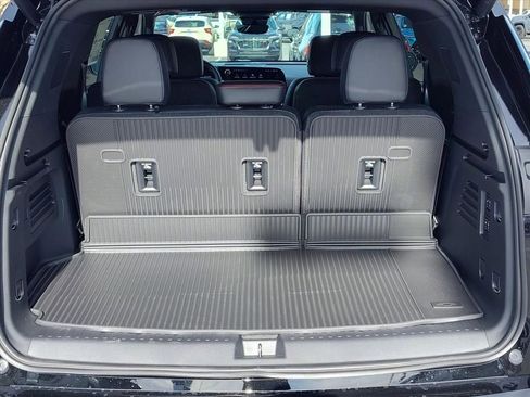 New 2026 Chevrolet Traverse RS image 8