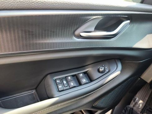 New 2025 Jeep Grand Cherokee Laredo w/ Luxury Tech Group I AWD/4WD image 10