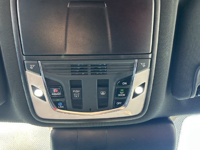 Used 2020 Acura RDX w/ Advance Package AWD/4WD image 32
