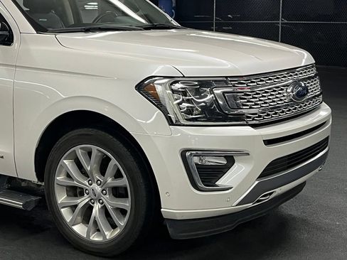 Used 2019 Ford Expedition Max Platinum AWD/4WD image 48
