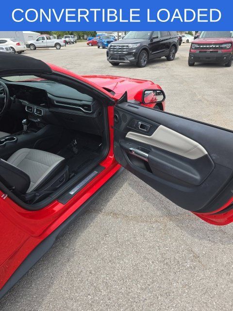 Used 2024 Ford Mustang Premium RWD image 18