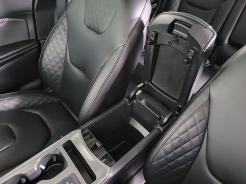 Used 2023 Ford Edge Titanium w/ Class II Trailer Tow Package image 28